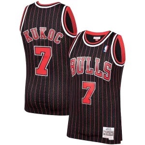 Cool Toni Kukoc Chicago Bulls 1995/96 Hardwood Classics Swingman Jersey Black  per i veri fan