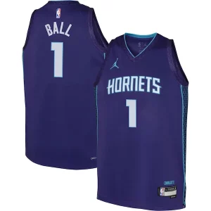Fascinante Eccezionale LaMelo Ball Charlotte Hornets Jordan Brand Youth Swingman Jersey Statement Edition Purple  per i veri fan