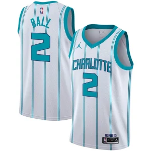 Raffinato LaMelo Ball Charlotte Hornets Jordan Brand 2020/21 Swingman Player Jersey Association Edition White  per i veri fan