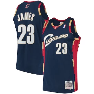 Resistente Fascinante LeBron James Cleveland Cavaliers Hardwood Classics Swingman Jersey Navy  per i veri fan