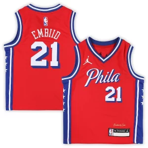 Versatile Joel Embiid Philadelphia 76ers Jordan Brand Preschool 2022/23 Replica Jersey Statement Edition Red  per i veri fan